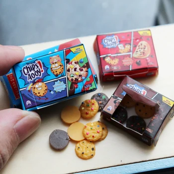 Aranyos Mini 1/12 Méretarányú Mini Babaház Csokis Cookie-k Szimuláció Élelmiszer Barbie BJD Baba Kiegészítők Játék