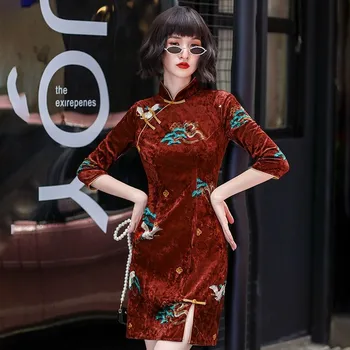 Évjárat Nők Nyomtatás Sárkány Cheongsam Szexi Slim Mini Bársony Qipao Kínai Lány Este Fél Dress Gótikus Stílusban Színpadi Show Qi Pao